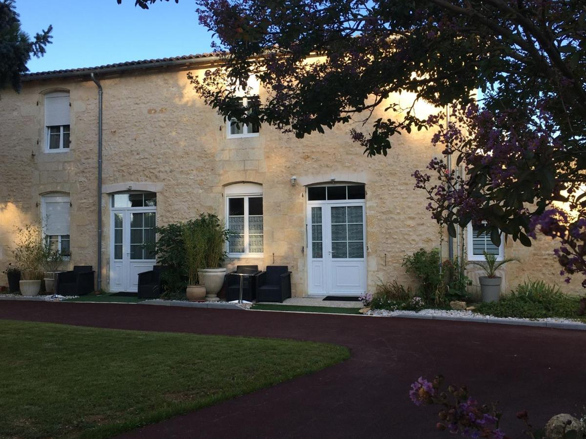 Jardin D'Arcy - Chambres D'Hotes Avec Piscine Et Spa Bois 외부 사진