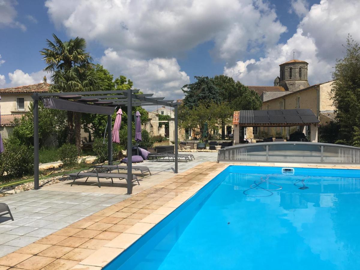 Jardin D'Arcy - Chambres D'Hotes Avec Piscine Et Spa Bois 외부 사진